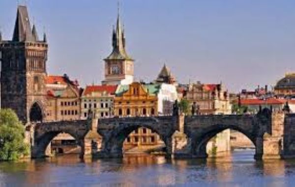 Professor Judith Harwin presented at ISPCAN International Congress 2018 in Prague: September 2018